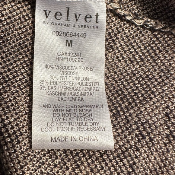 Velvet by Graham & Spencer Womens Animal Print Bodycon Sweater Dress Size Medium - Picture 4 of 6